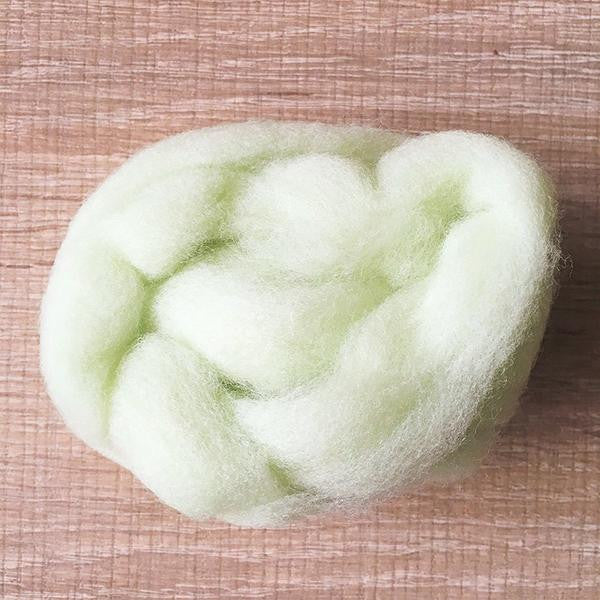 Needle felted supplies wool felting Green wool Roving for felting short fabric