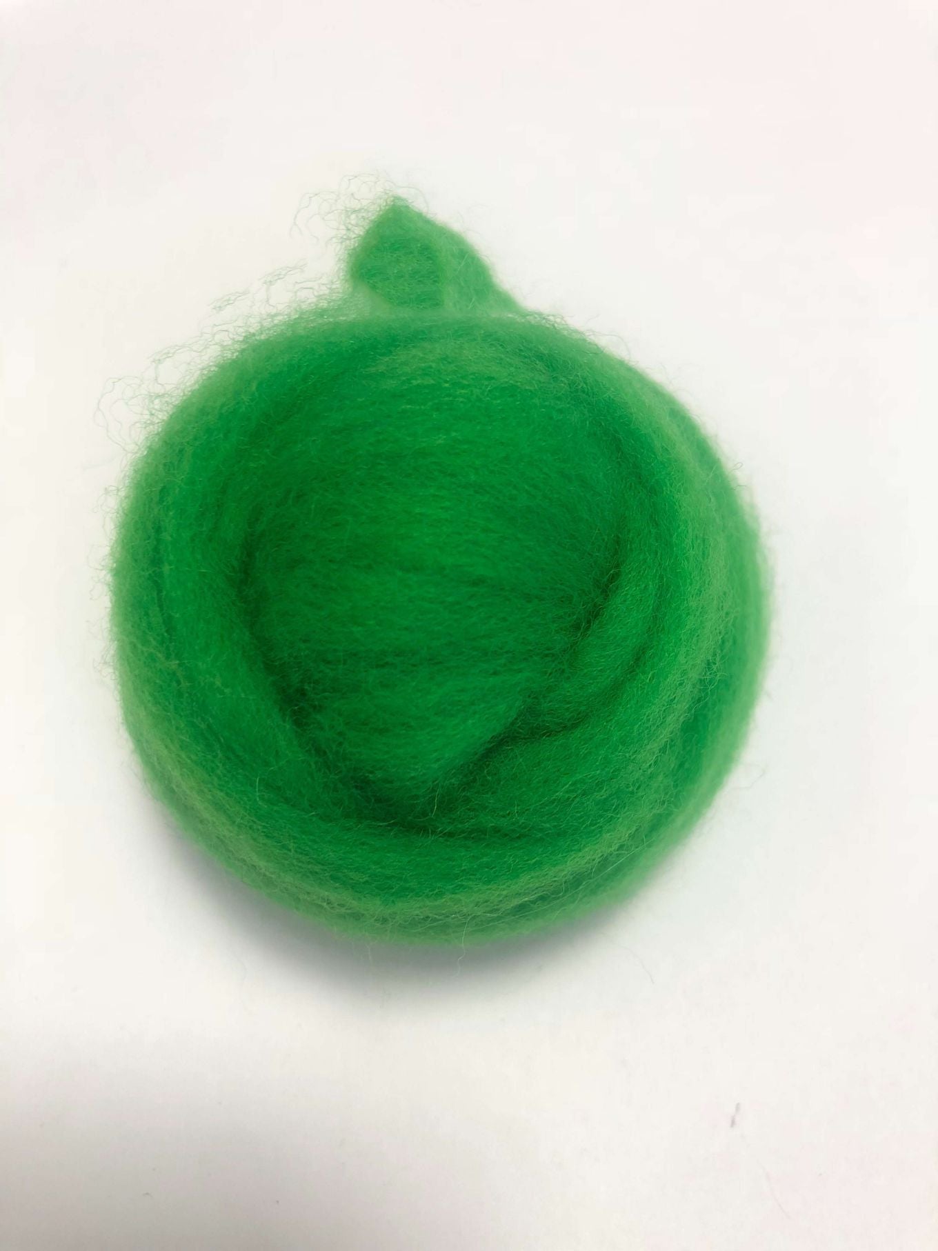 Needle Felting Wool Roving Fresh Green 66s Merino Wool Roving For Felting Needle Felting Supplies