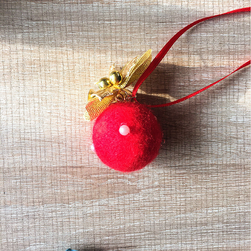 Handmade needle felting felted project christmas bauble red ball tree ornamant christmas decor decoration