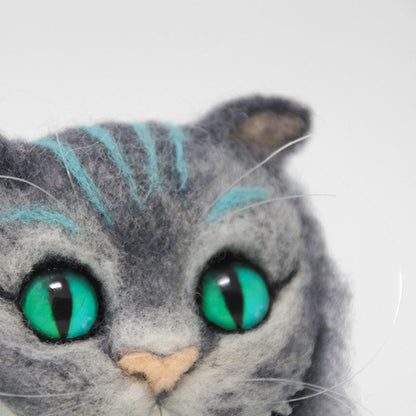 Needle felt project animals Cheshire cat brooch hair clip felt cute craft