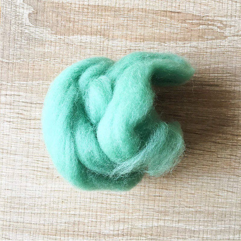 Needle felted wool felting Green Celadon wool Roving for felting supplies short fabric easy felt