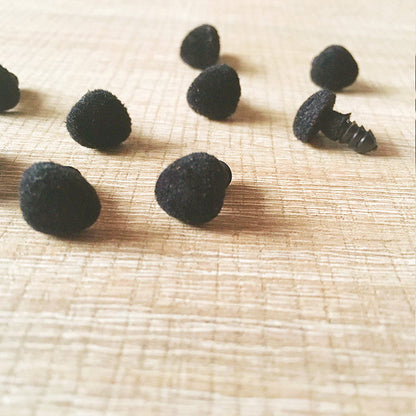 Needle felting supplies animal velour dog puppy nose 10 pieces 17mmx21mm Safety nose Animal nose Amigurumi nose Doll nose Stuffed Toy nose Doll Parts Plastic nose Black